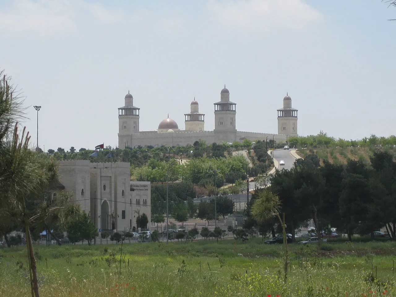 Explore Grand Husseini Mosque 
