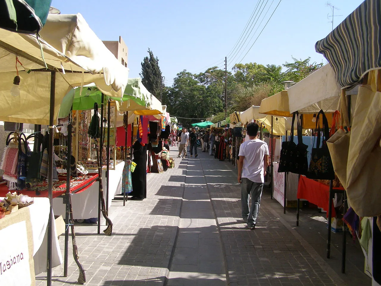 سوق جارا