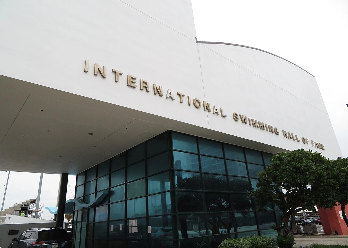 قاعة السباحة الدولية للشهرة