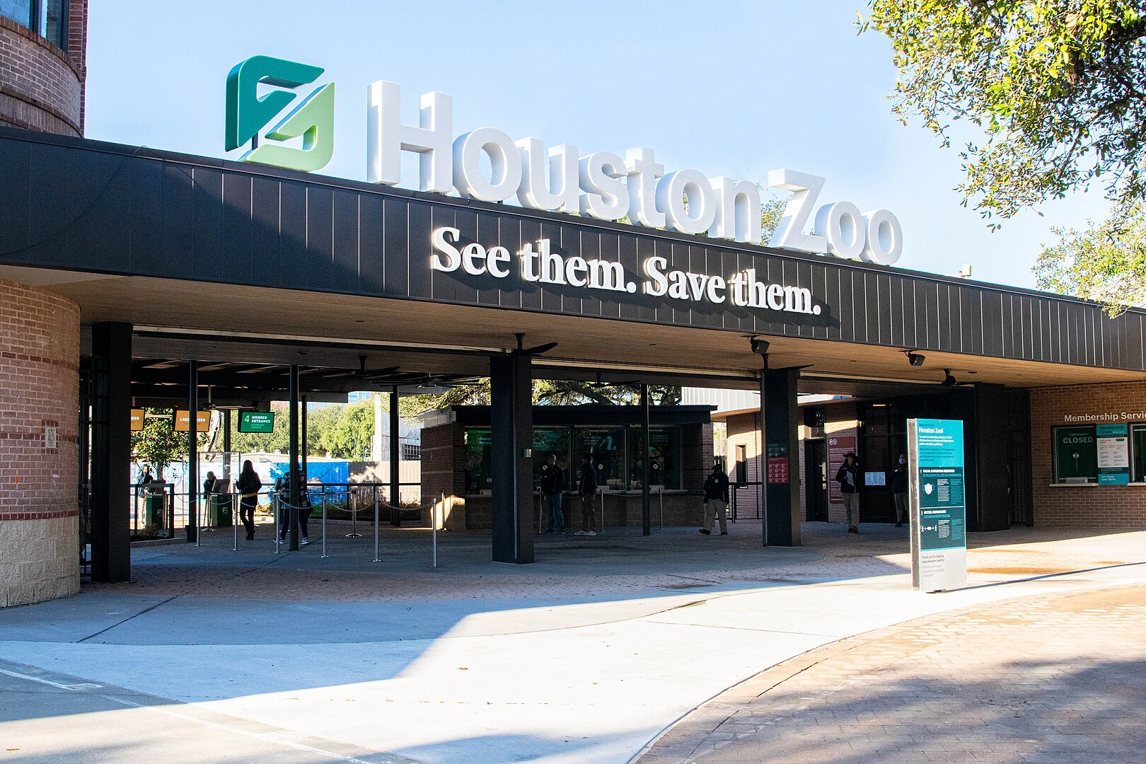 Explore ‪Houston Zoo‬ 