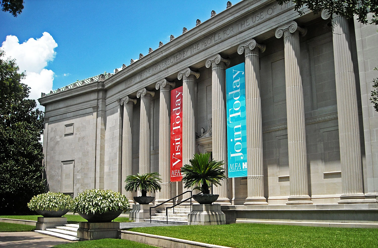 Explore Museum of Fine Arts 