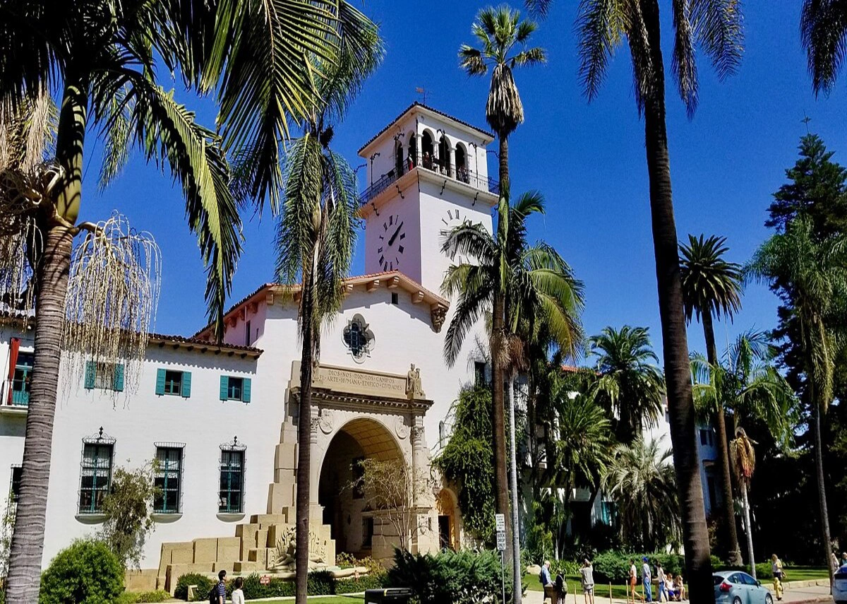 Explore Santa Barbara County Courthouse 