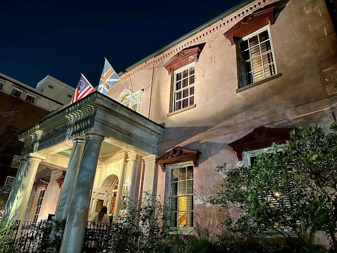 Olde Pink House