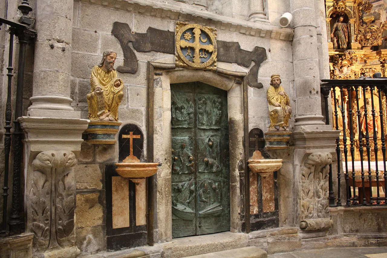 الباب المقدس